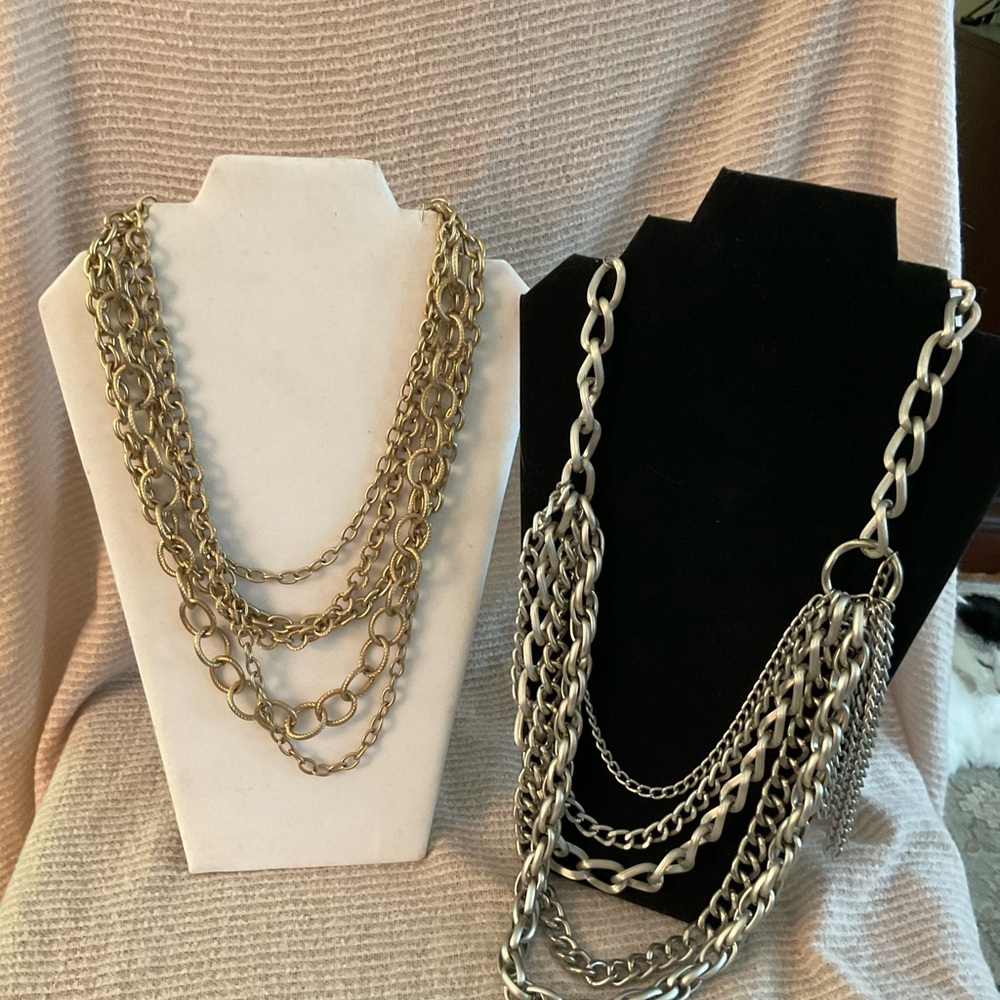 Multi stranded necklaces - Picture 5 of 8